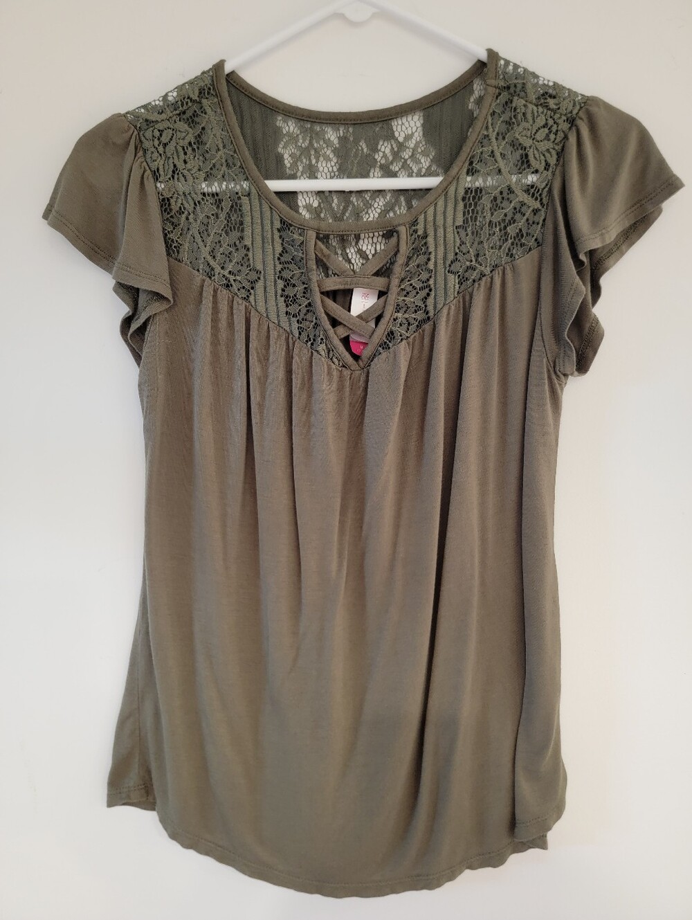 No Boundaries Olive Lace Yoke Short Sleeve Top with Crisscross Detail Medium